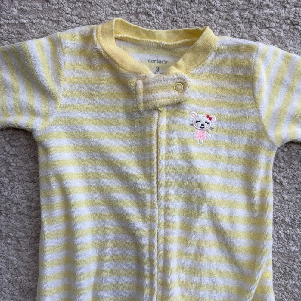 6 Piece Girl's Carter's, Old Navy Tops and Bottoms Bundle - Size 3-6 Months